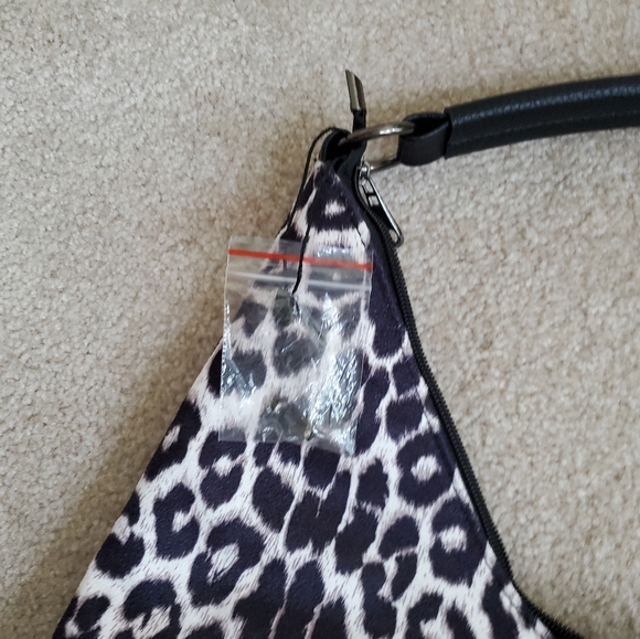 NWOT Cheetah and Crystal Hobo Bag - Picture 6 of 9